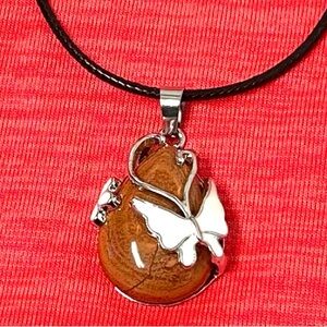 Red Jasper Butterfly Pattern Water Drop Natural Stone Pendant Necklace Gemstone